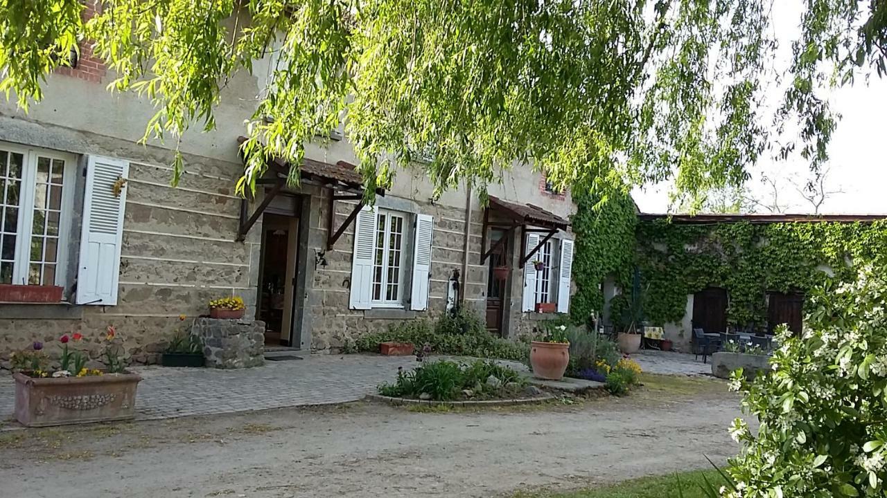 Апартаменты La Ferme Du Nizon Valeille Экстерьер фото